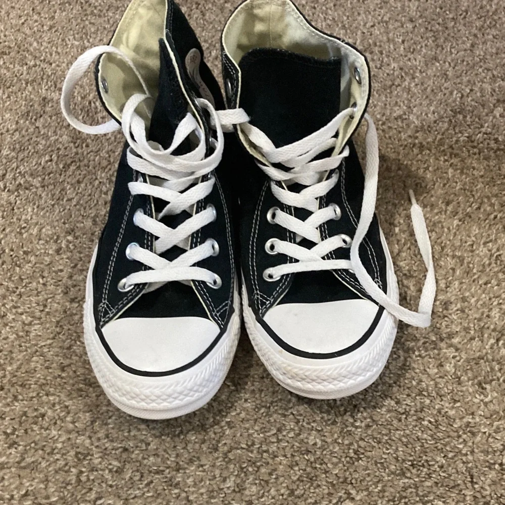 Converse Black and White High-Tops SEE DESCRIPTION PLEASE - Picture 2 of 8